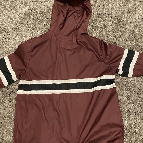 Windbreaker - Picture 2 of 4